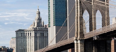 Imagen muy detallada de edificios y un puente